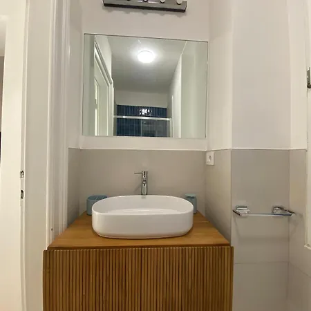 Lodovica Milano-metro M4-navigli-bocconi Apartment *